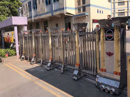 伸縮門多少錢一米?