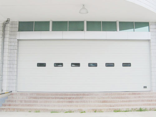 東莞車(chē)庫(kù)門(mén)的性能特點(diǎn)介紹